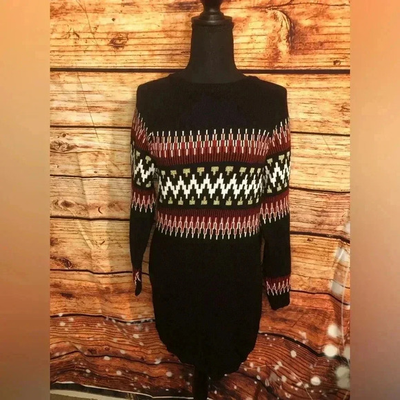 VENUS Dresses & Skirts - Black Sweater Dress